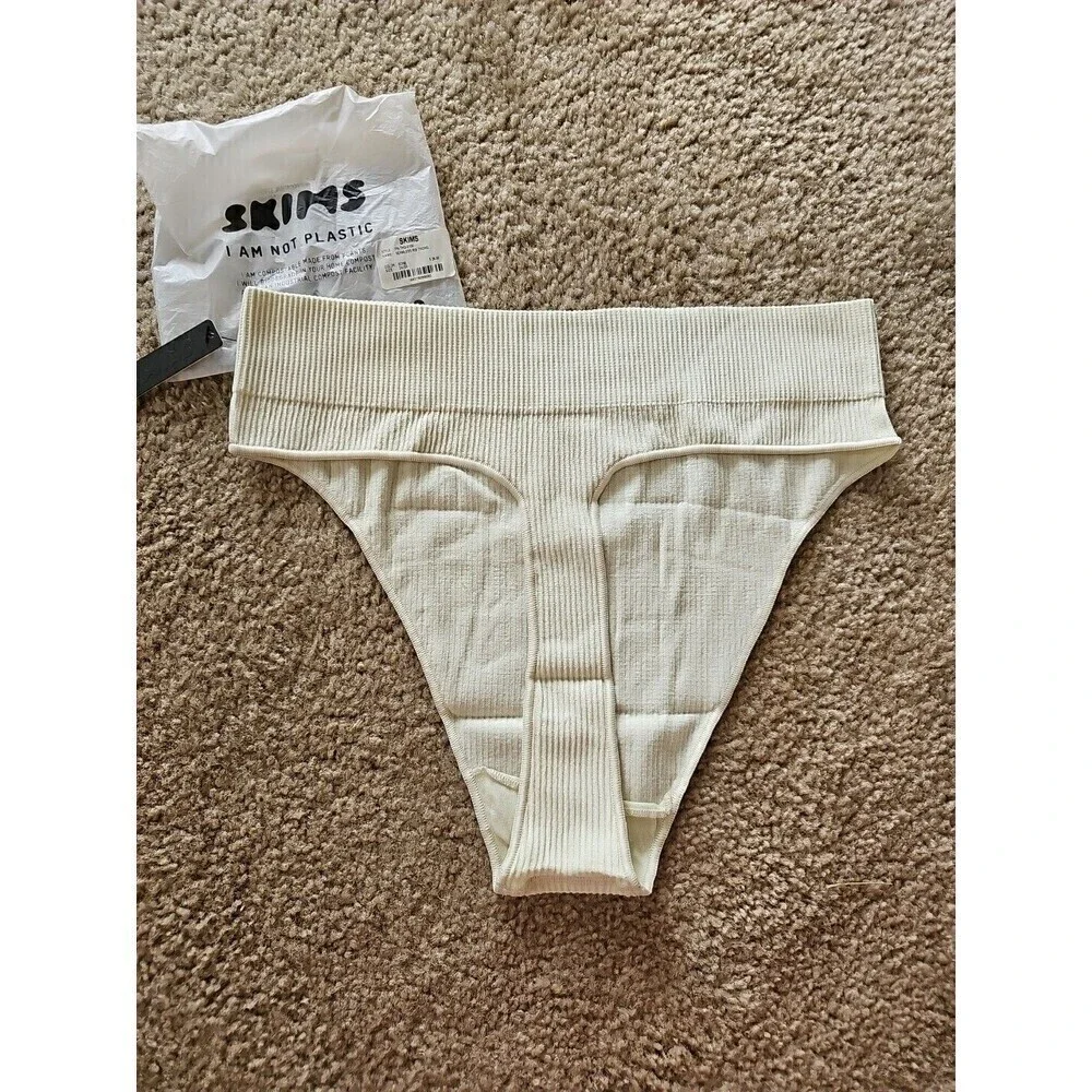 SKIMS Thong Bone Seamless Ribbed Size 2X 3X